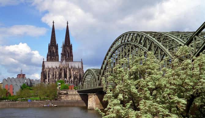 Blog images - 2025 VOL 2 - Explore the Charm of Cologne