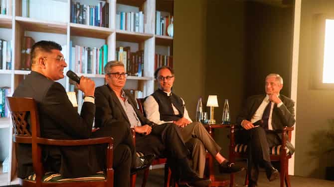 Blog images - 2025 - VOL.009 - Literary Escapes image