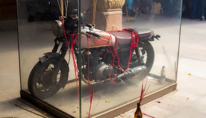 Blog images - 2025 - VOL.009 - Om Banna Mandir Royal enfiled bike