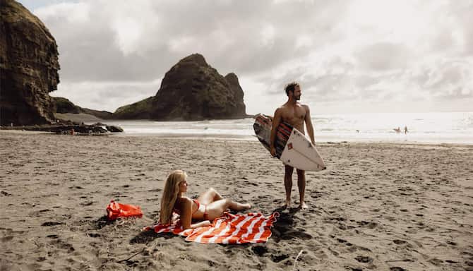 Blog images - 2025 - VOL.009 - red