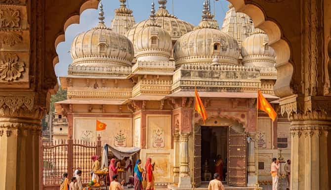 Blog images - 2025 - VOL.009 - Attractions near Babri Mosque