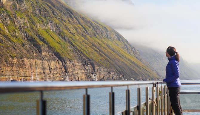 Blog images - 2025 - VOL.009 - Svalbard in Summer Destinations MS BARD CAPTAIN S FAVOURITES HURTIGRUTEN SVALBARD PHOTO EVELINE LUN