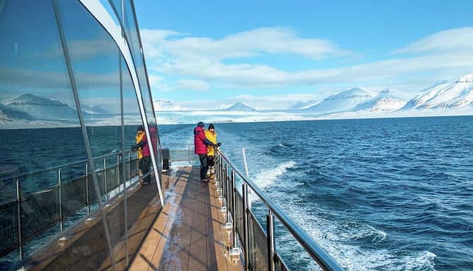 Blog images - 2025 - VOL.009 - Svalbard in Summer Destinations cef f c ab dccea wml
