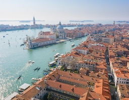 Blog images - 2025 - VOL.009 - Things to See and Do in Venice