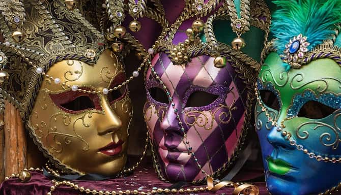 Blog images - 2025 - VOL.009 - Venice Carnival A Vibrant Tradition
