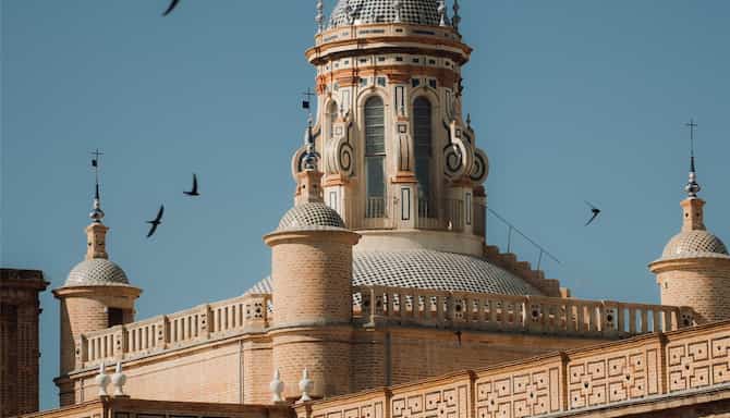 Blog images - 2025 - VOL.009 - Why Spring in Seville Should Be Your Next Obsession Destination DSC