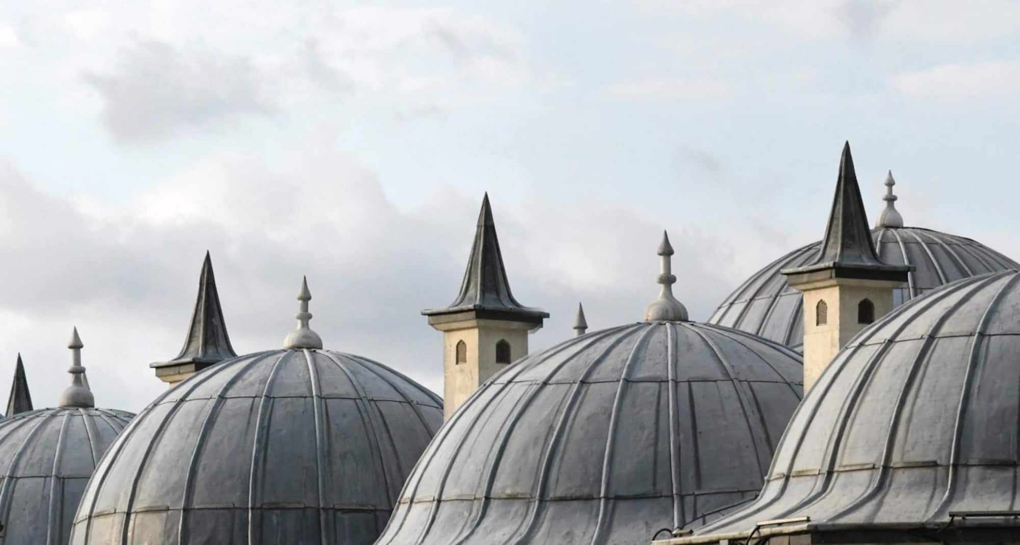 Blog images - 2025 - VOL.010 - Location Scouting Dispatch Meetings Istanbul
