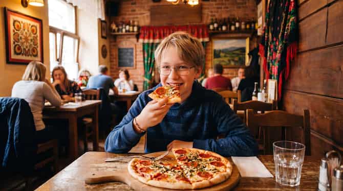 Blog images - 2025 - VOL.010 - Poznan Pizza