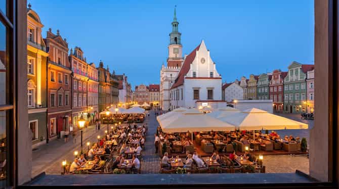 Blog images - 2025 - VOL.010 - Poznan Plaza