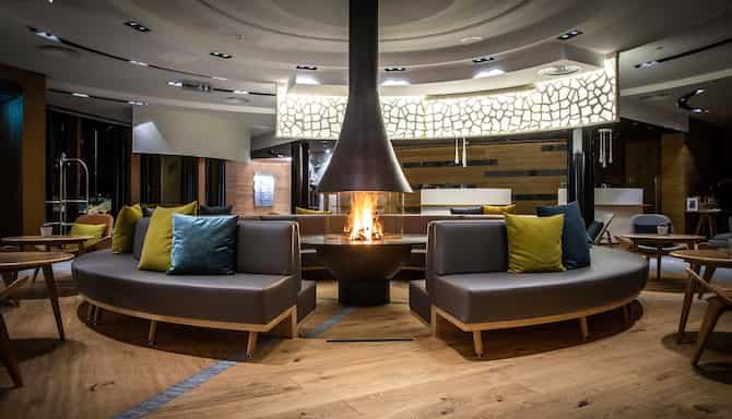 Blog images - 2025 - VOL.010 - Andermatt Radisson RDBLU ANDERMATT feb