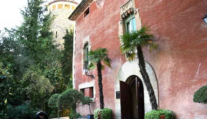 Blog images - 2025 - VOL.010 - Madrid Me Mata Location Dispatch from Spain Meetings