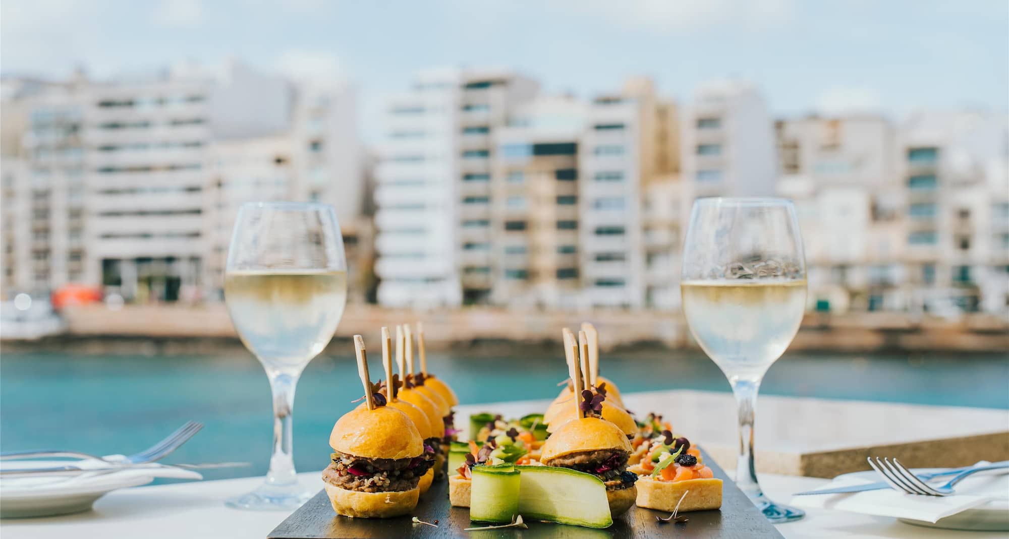 Cavalieri Art Hotel, a member of Radisson Individuals - Food and Drink