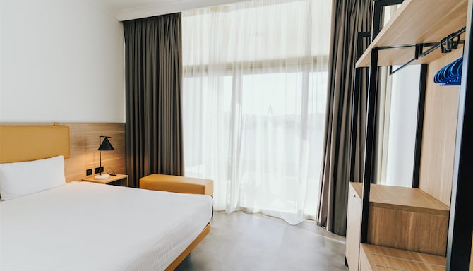 Cavalieri Hotel Malta, a member of Radisson Individuals - Guest Room