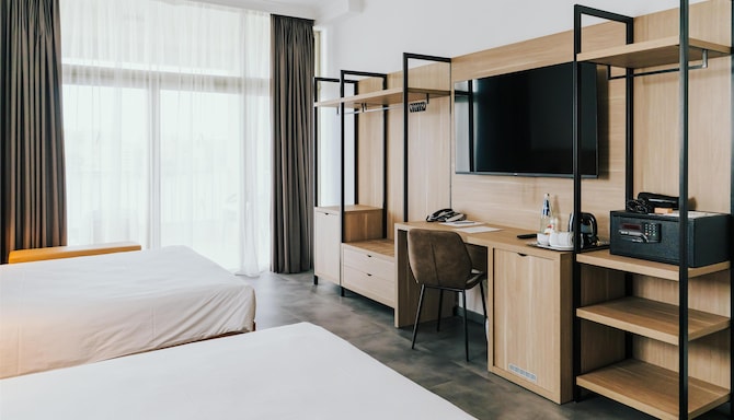 Cavalieri Hotel Malta, a member of Radisson Individuals - Guest Room