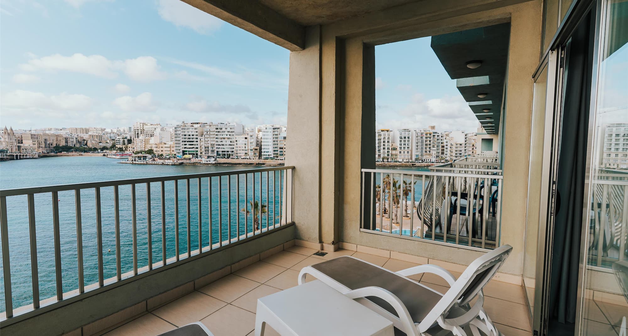 Cavalieri Hotel Malta, a member of Radisson Individuals - Guest Room