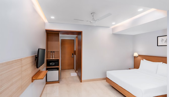 Classic Grande Imphal, a member of Radisson Individuals - Superior King Bedroom