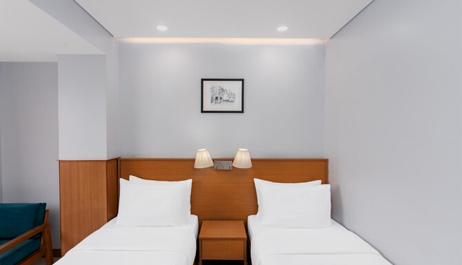 Classic Grande Imphal, a member of Radisson Individuals - Superior Twin Bed