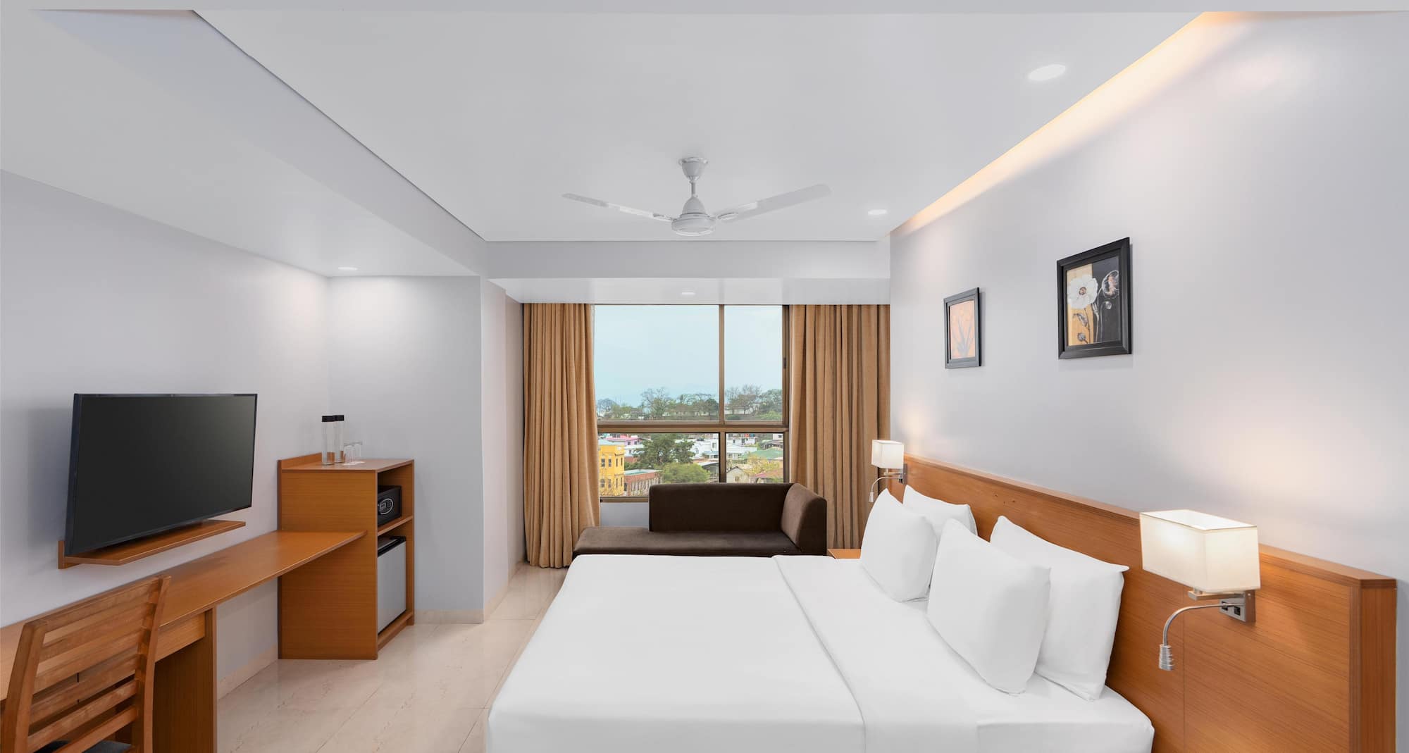 Classic Grande Imphal, a member of Radisson Individuals - Deluxe Bedroom Reverse