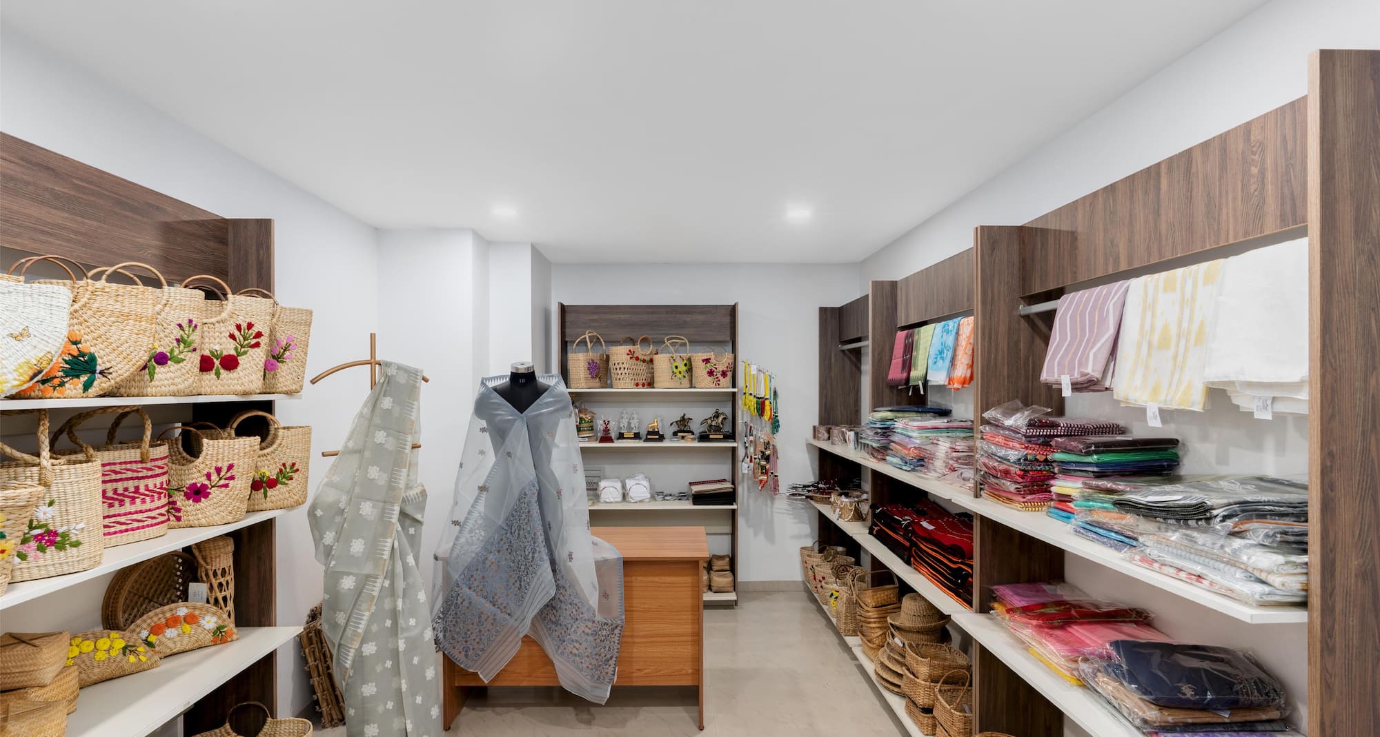Classic Grande Imphal, a member of Radisson Individuals - Handicraft Boutique