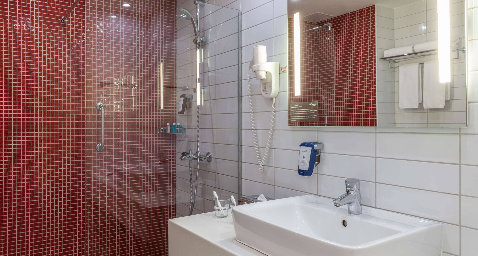 Cosmos Astrakhan Hotel, a member of Radisson Individuals - ванная комната в номере