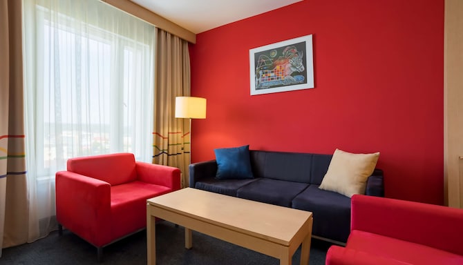 Cosmos Murmansk Hotel, a member of Radisson Individuals - Junior Suite New Style