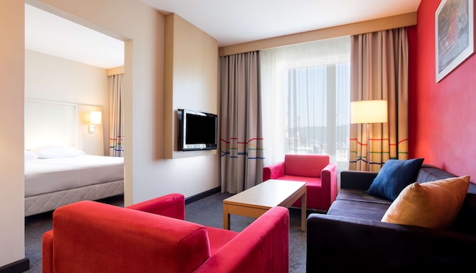 Cosmos Murmansk Hotel, a member of Radisson Individuals - Junior Suite New Style