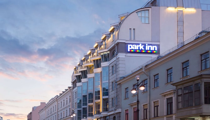 Cosmos Saint-Petersburg Nevsky Hotel, a member of Radisson Individuals - Utvändig utsikt