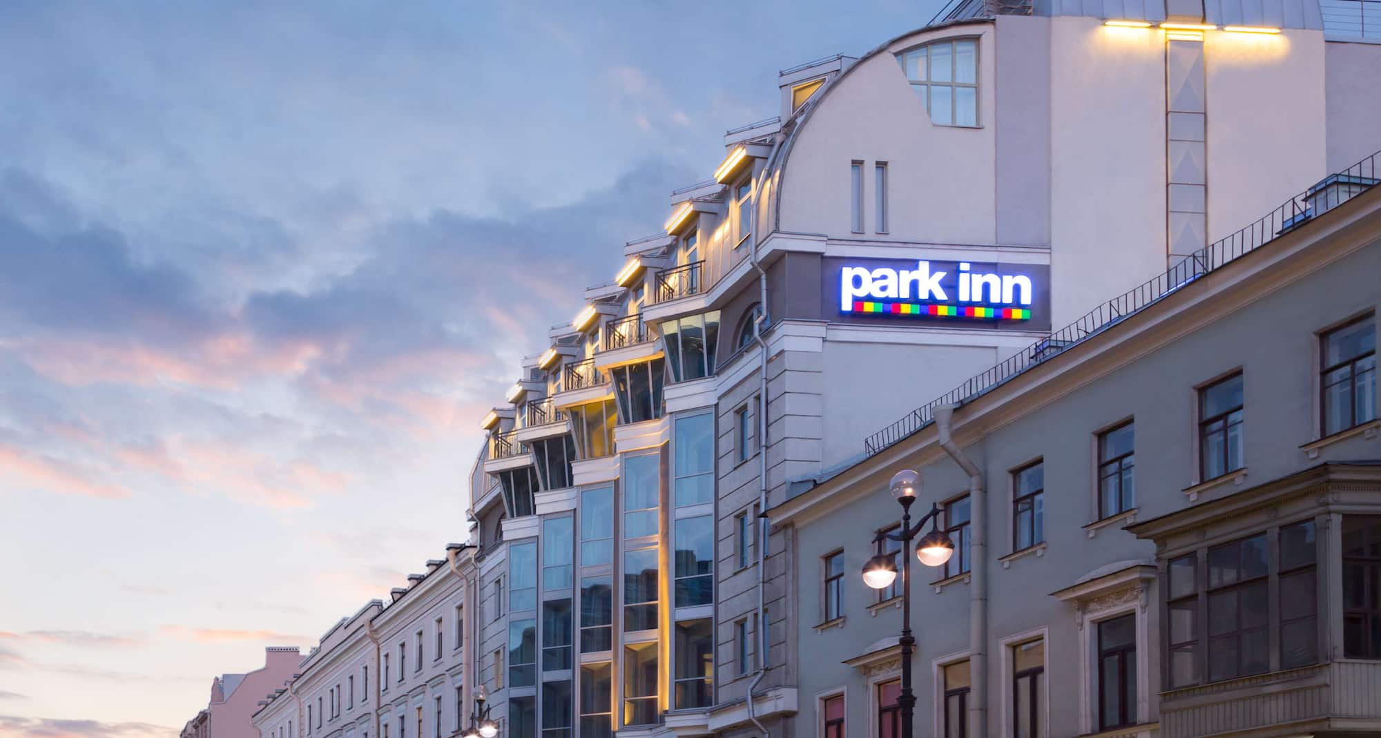 Отели на Невском проспекте в Санкт-Петербурге | Park Inn