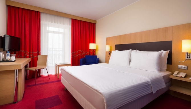 Park Inn by Radisson, Nevsky St Petersburg - Superior Room