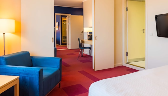 Park Inn by Radisson Pulkovskaya Hotel & Conference Centre St Petersburg - Connecting rooms