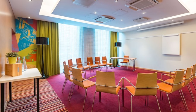 Meeting Room 6