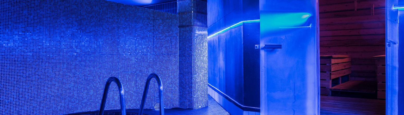 Park Inn by Radisson Pulkovskaya Hotel & Conference Centre St Petersburg - Blue Lit Spa