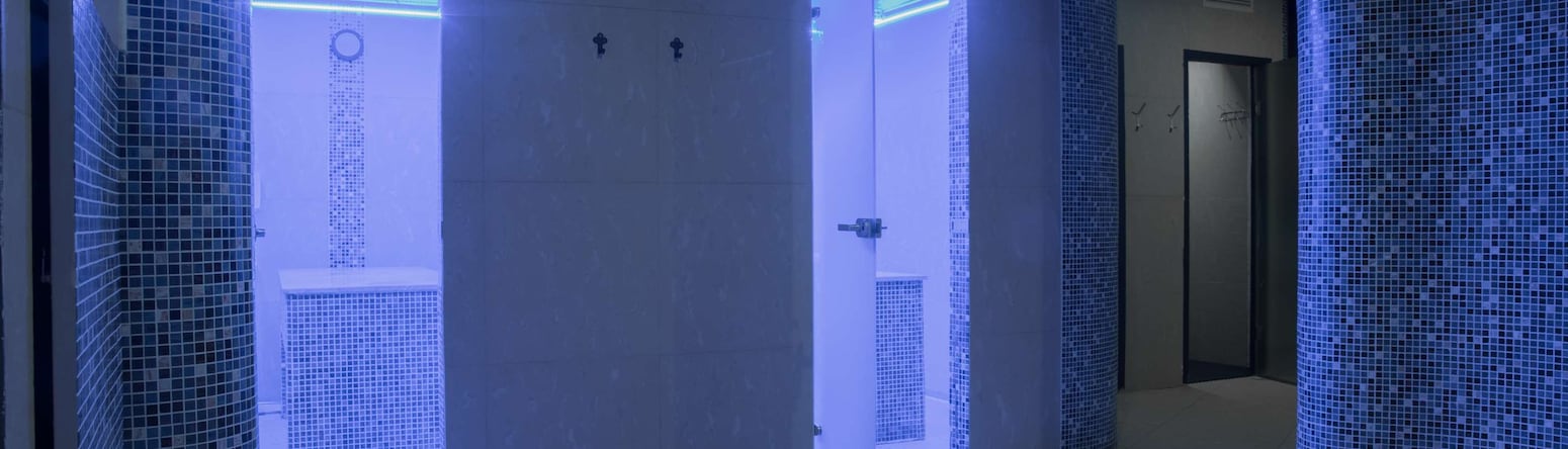 Park Inn by Radisson Pulkovskaya Hotel & Conference Centre St Petersburg - Blue Lit Spa