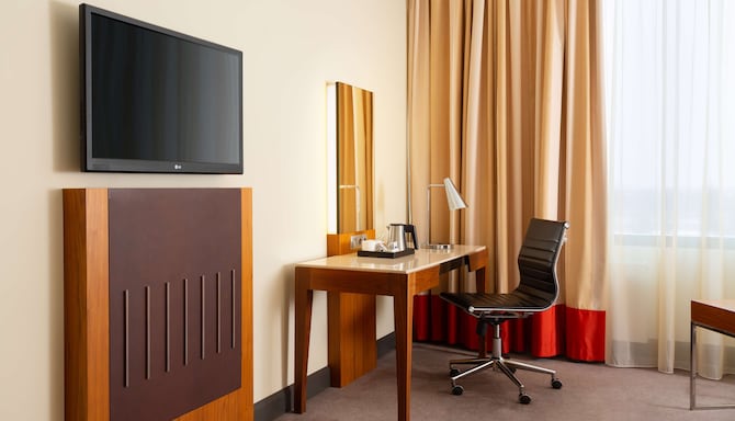 Cosmos Selection Moscow Sheremetyevo Airport Hotel, a member of Radisson Individuals - Guest Room