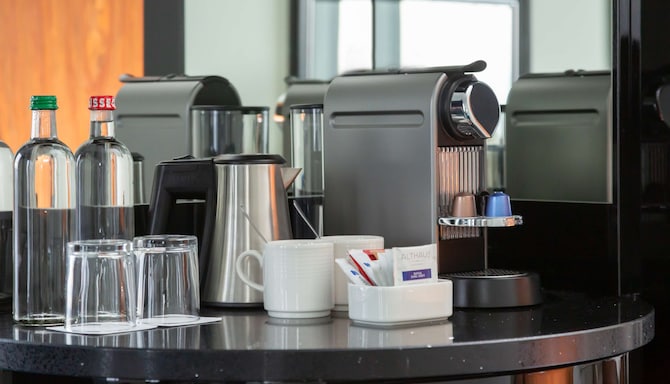 Cosmos Selection Moscow Sheremetyevo Airport Hotel, a member of Radisson Individuals - Tea & coffee facilities