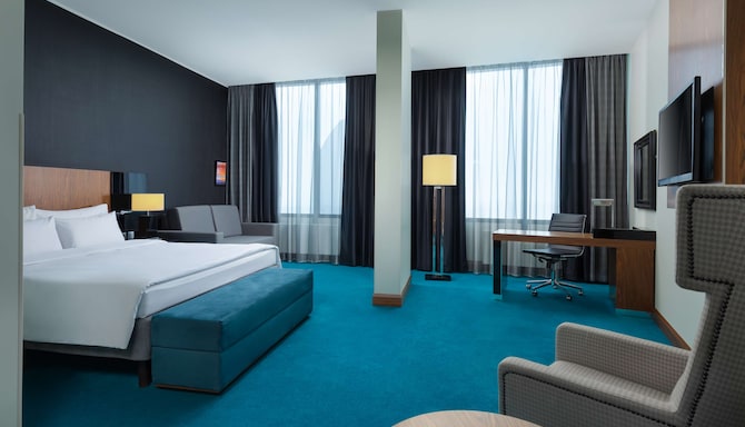 Cosmos Selection Moscow Sheremetyevo Airport Hotel, a member of Radisson Individuals - Family Room