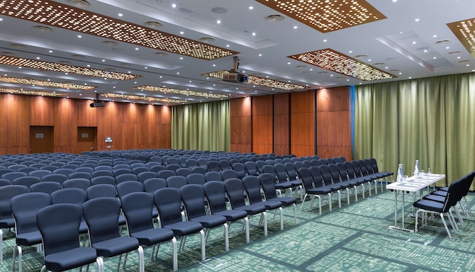 Radisson Blu Hotel, Moscow Sheremetyevo Airport - Meeting Room Moscow