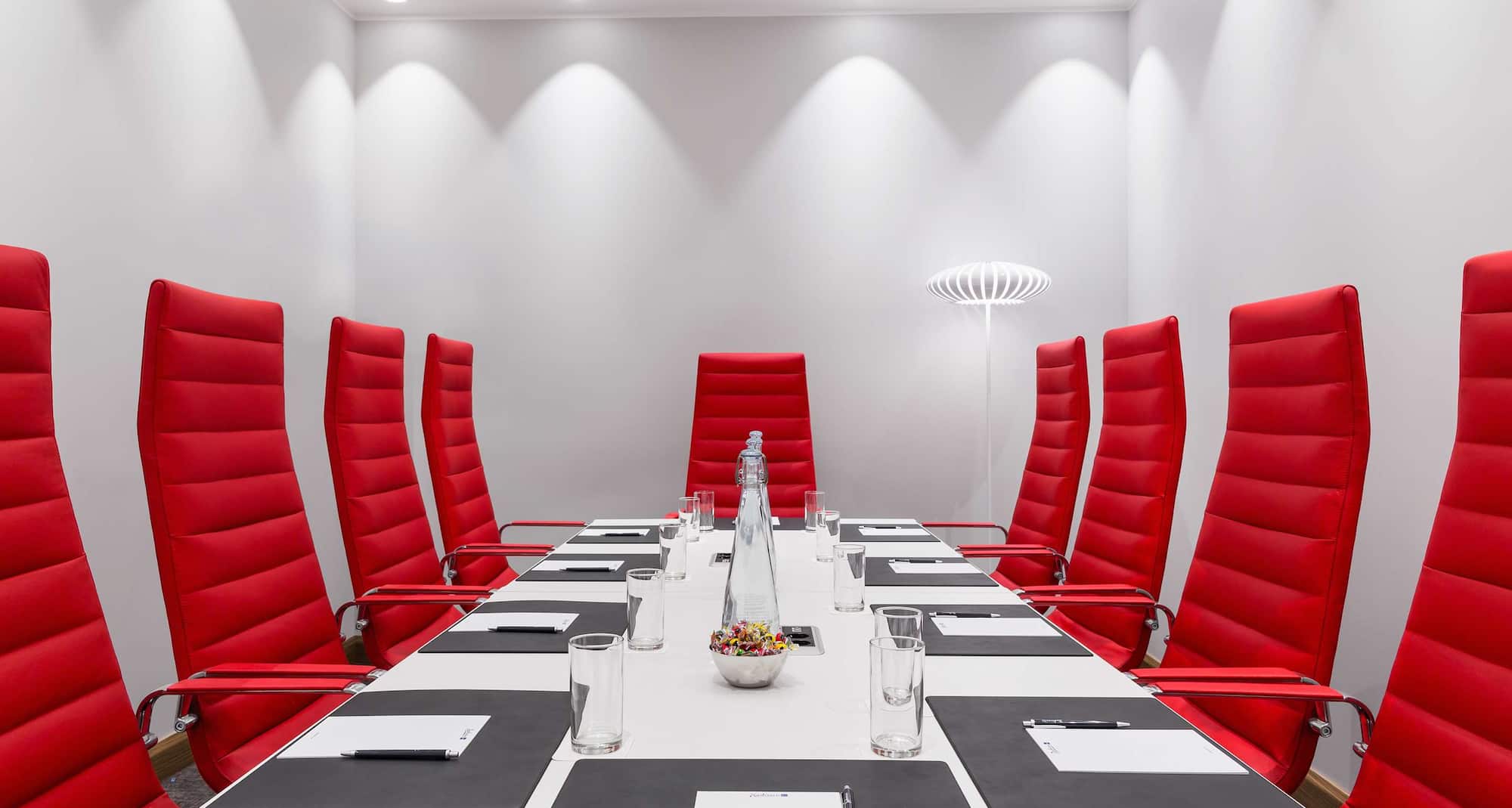 Radisson Blu Hotel, Moscow Sheremetyevo Airport - Boardroom Vienna