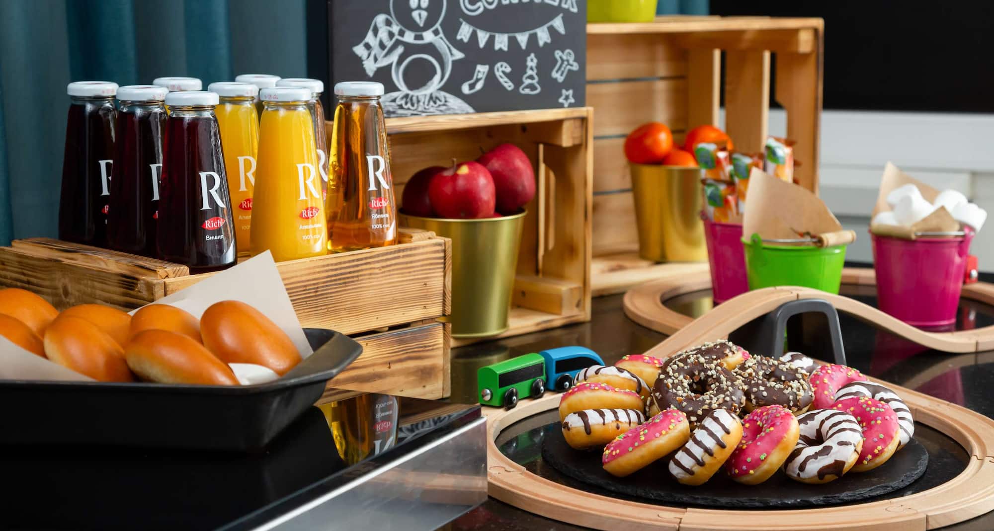 Radisson Blu Hotel, Moscow Sheremetyevo Airport - Breakfast area