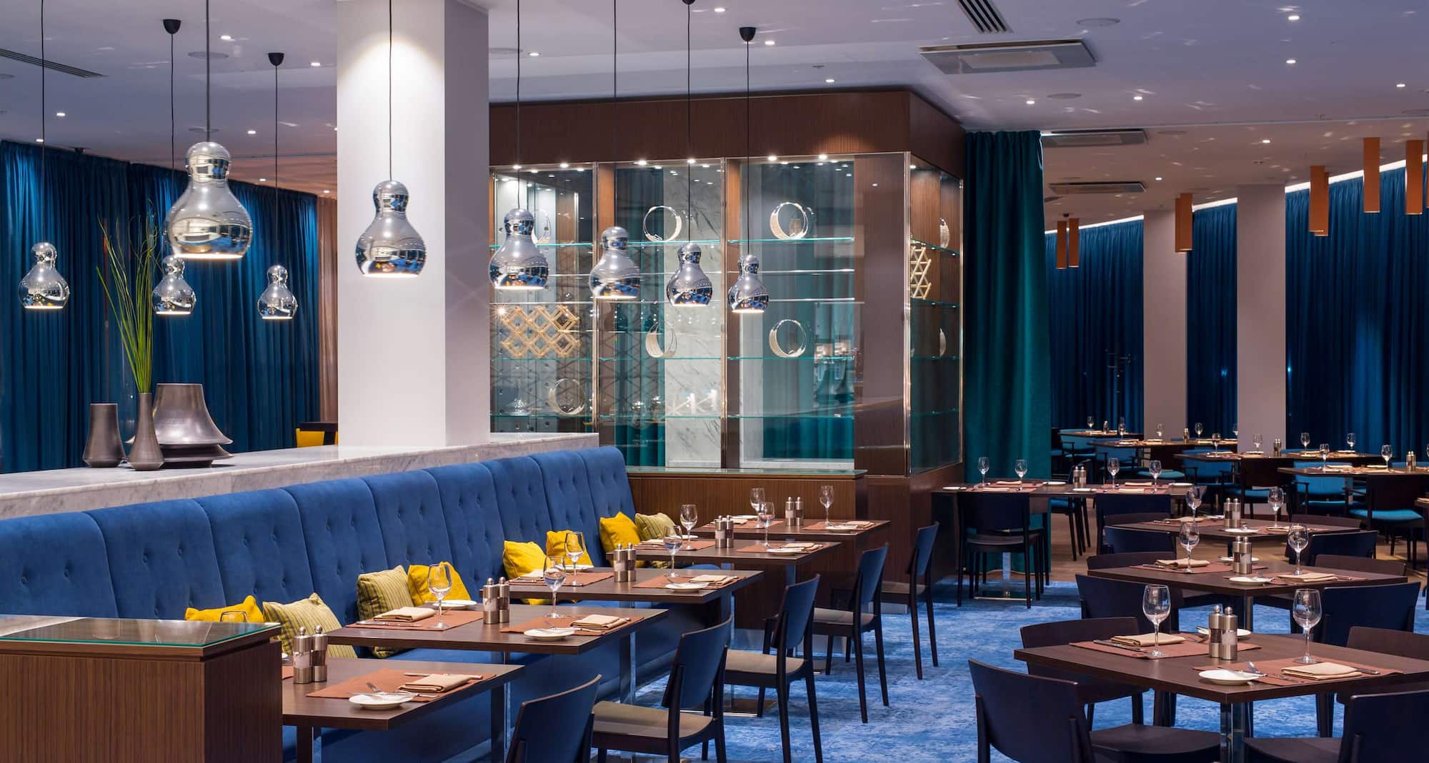 Radisson Blu Hotel, Moscow Sheremetyevo Airport - Stratosphere Restaurant