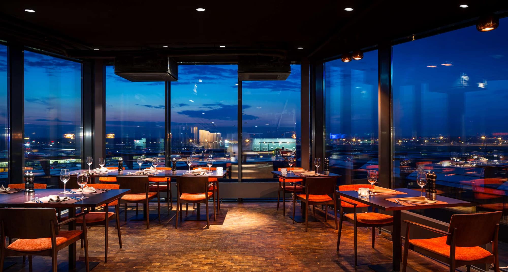 Radisson Blu Hotel, Moscow Sheremetyevo Airport - ресторан Altitude