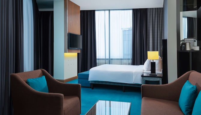 Cosmos Selection Moscow Sheremetyevo Airport Hotel, a member of Radisson Individuals - Suite - business lounge access