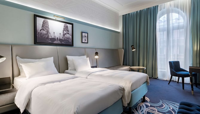 Radisson Royal Hotel, St. Petersburg - Premium Room twin beds with city view