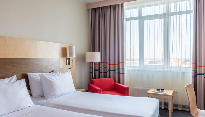 Cosmos Volgograd Hotel, a member of Radisson Individuals - Standard Room twin beds