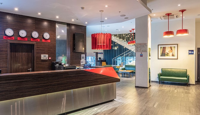 Cosmos Yaroslavl Hotel, a member of Radisson Individuals - Reception