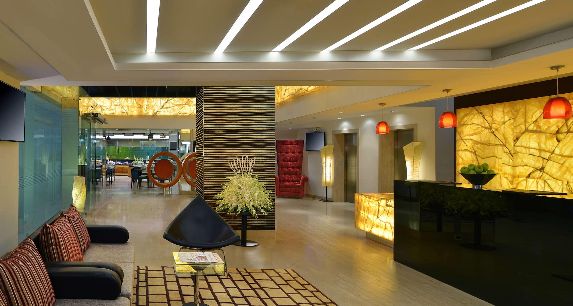 Country Inn & Suites by Radisson, Bengaluru Hebbal Road - Lobby