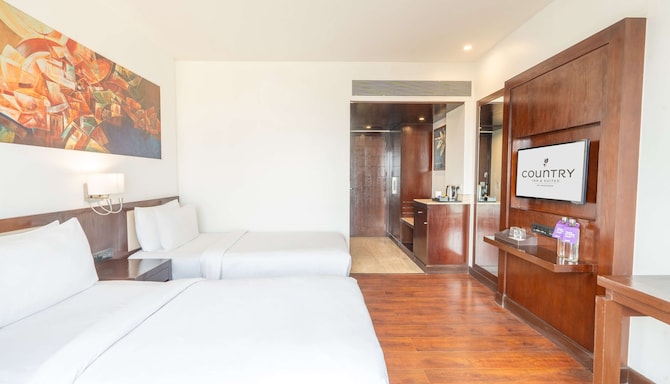 Country Inn & Suites by Radisson, Bhiwadi - Twin Bedroom Detail