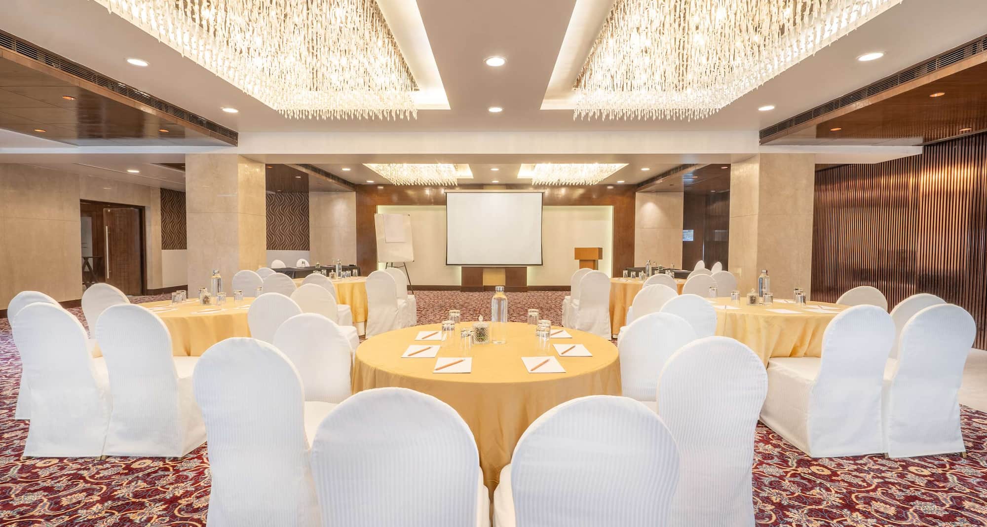 Country Inn and Suites by Radisson, Bhiwadi - Banquet Cluster