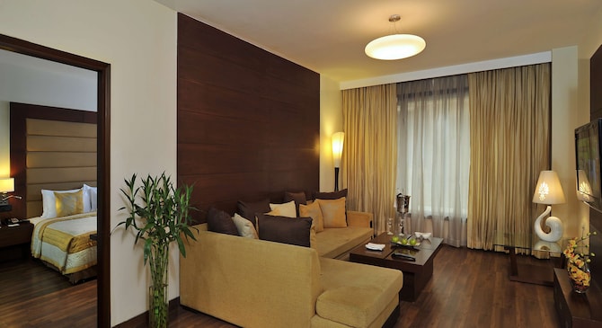 Country Inn & Suites by Radisson, Gurgaon Sector 12 - Suite Room