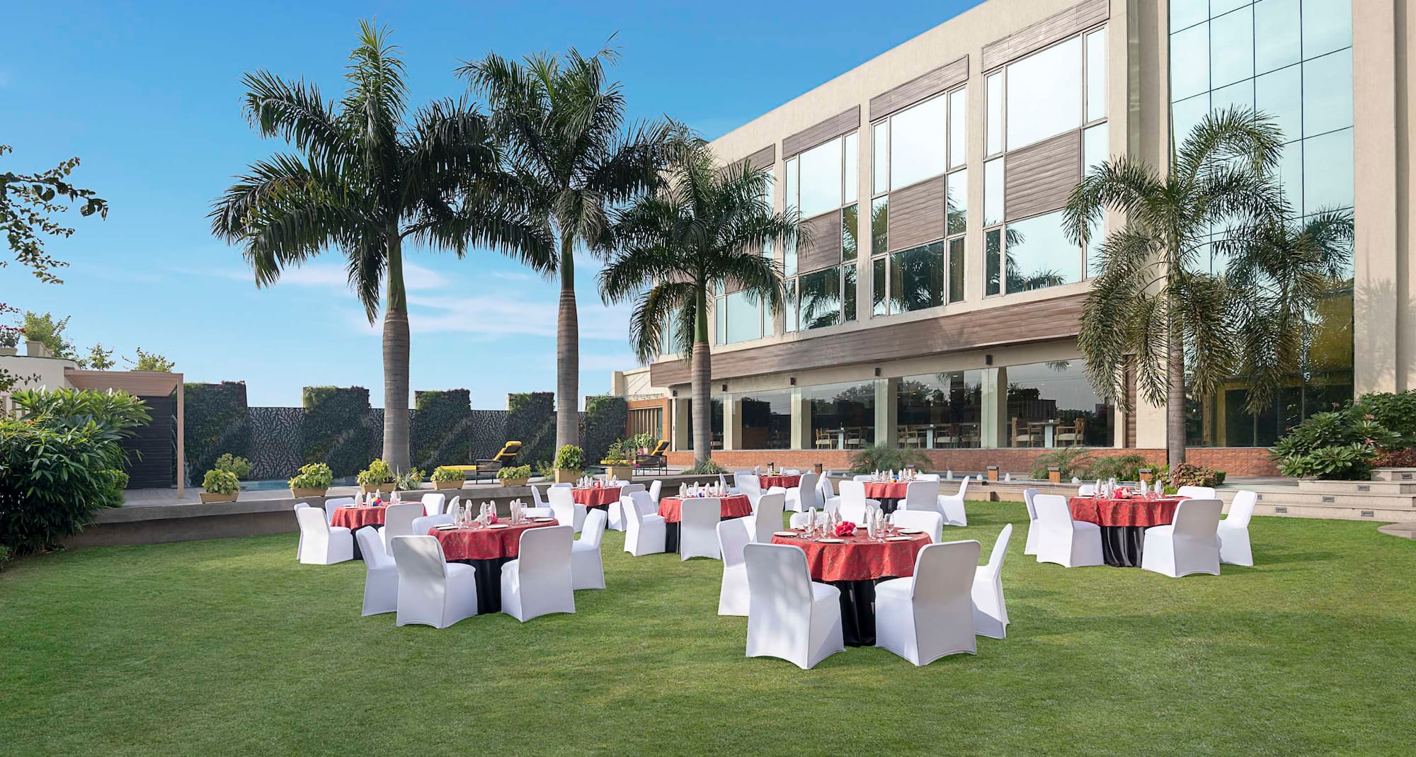 Country Inn and Suites by Radisson, Jammu - Garden with even set-up